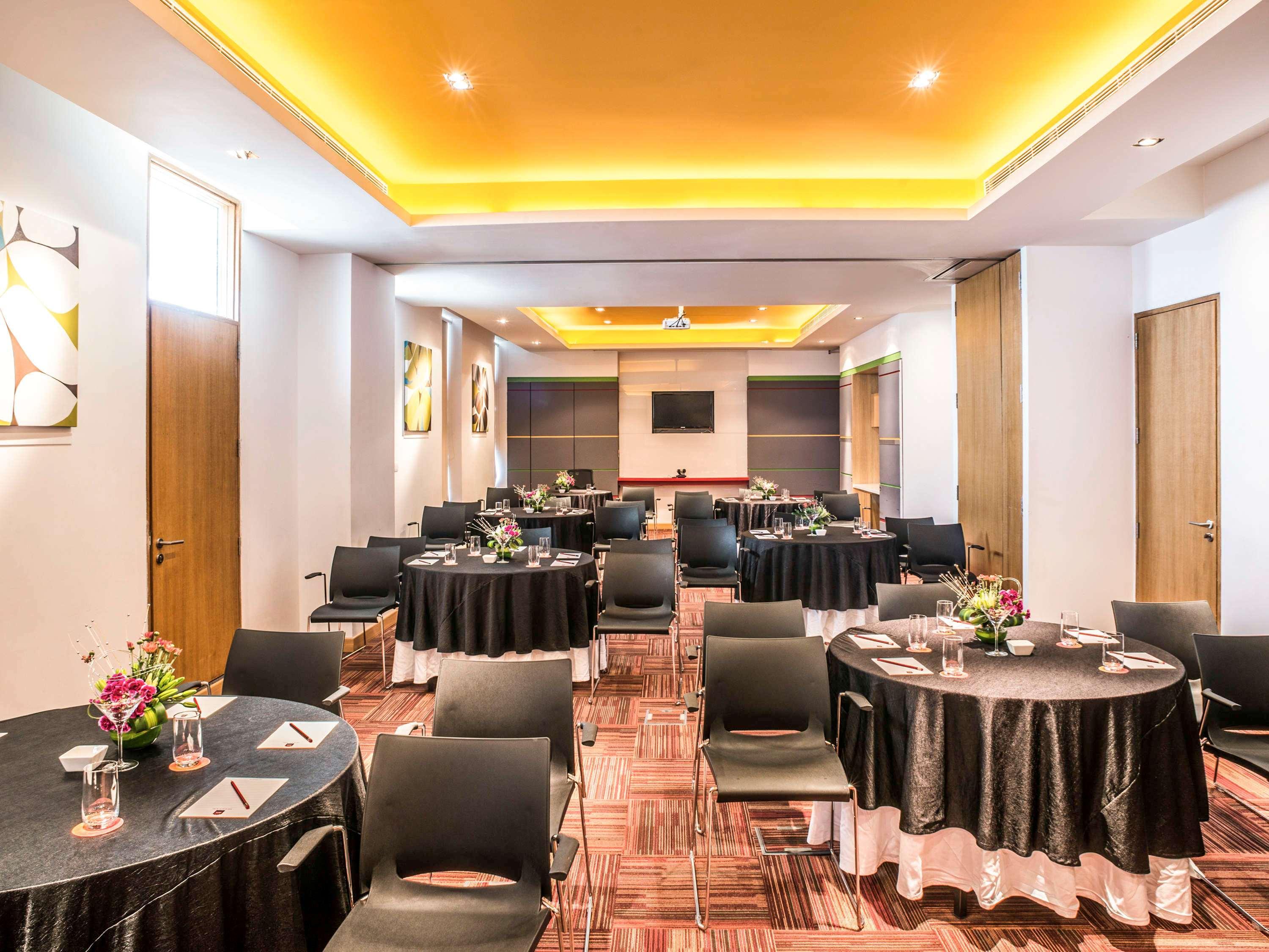 ibis Bengaluru Hosur Road - An Accor Brand Hotel Bagian luar foto
